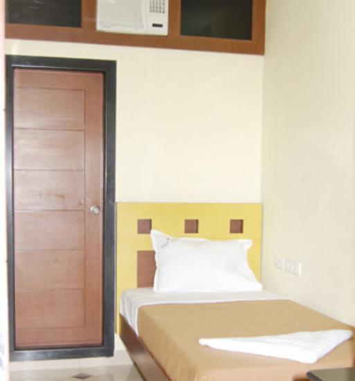 Balaji Grand Hotel Kakinada Ruang foto